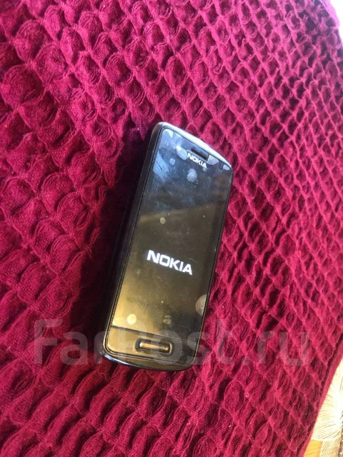 Nokia C6-01. �/�, �� 8 ��, ������, 3G ����