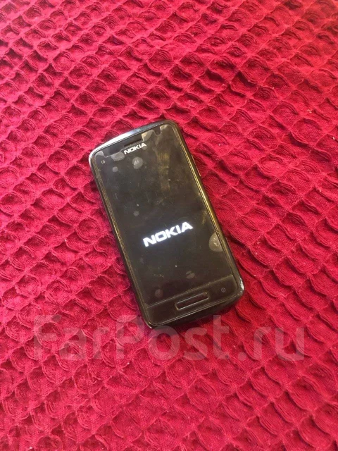 Nokia C6-01. �/�, �� 8 ��, ������, 3G ����