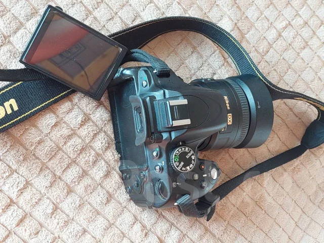Nikon D5100 ����