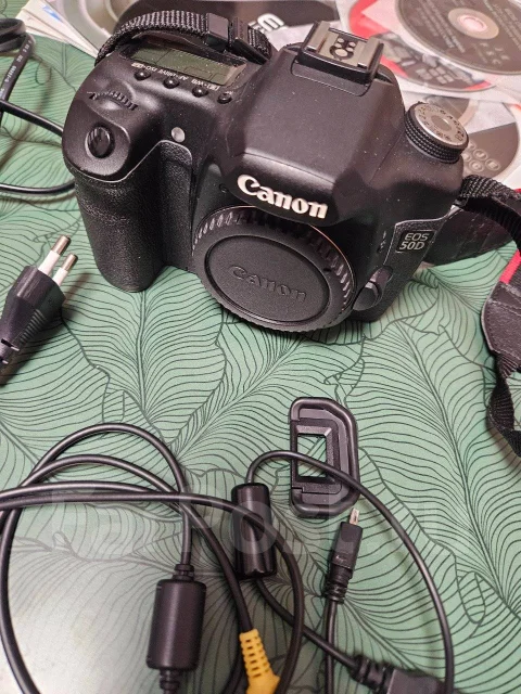 Canon EOS 50D ����