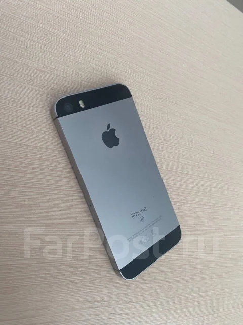 Apple iPhone SE. �/�, 32 �� ����