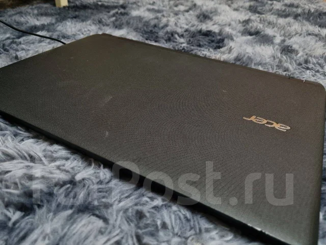 Acer Extensa EX2540. 15.6", 2,5����, ��� 4 ��, ���� 1 024���, WiFi: 1, Bluetooth: 1, ����������� �� 6��. ����