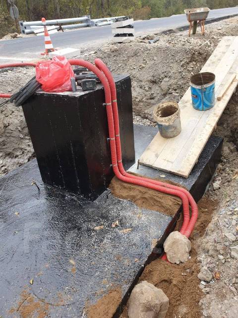 Монтаж линий электропередач. Монтаж опор ЛЭП, установка КТПН в Артеме