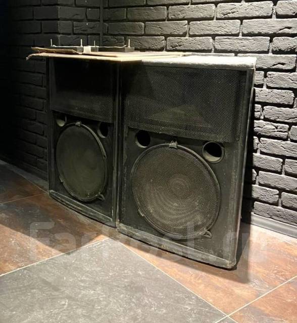 Концертные колонки Proel, б/у, в наличии. Цена: 10 000₽ во Владивостоке