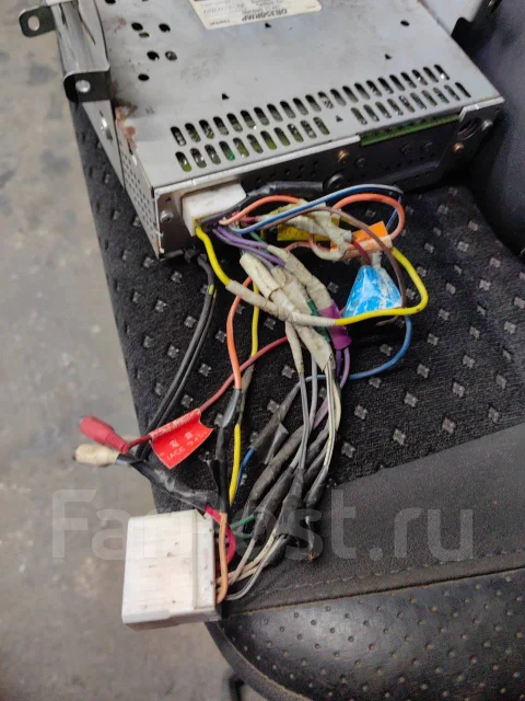 Clarion DB358RMP ����