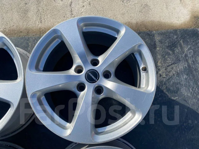 Borbet. 8.0x17", 5x120, ET20, �� 73���. ����