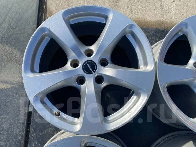 Borbet. 8.0x17", 5x120, ET20, �� 73���. ����
