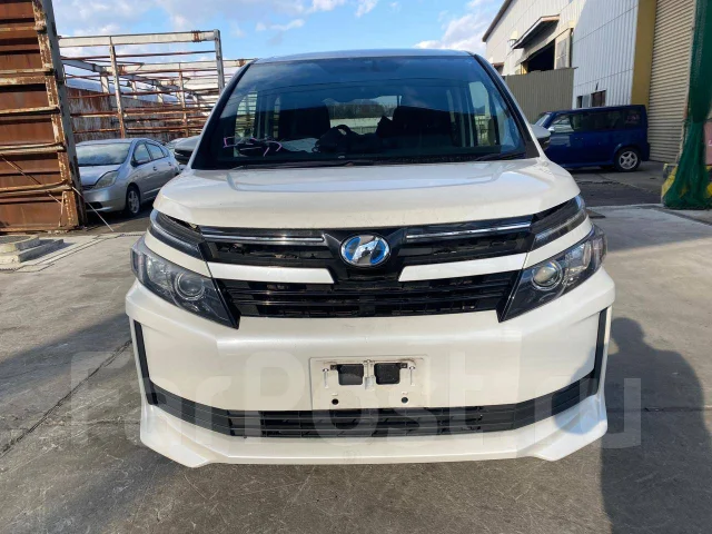 Toyota Voxy. ZRR80G ZRR80W ZRR85G ZRR85W ZWR80G ZWR80W, 2ZRFXE 3ZRFAE ����