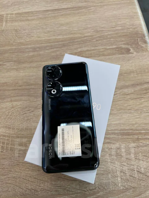 Honor 90. �����, 512 ��, ������ ����