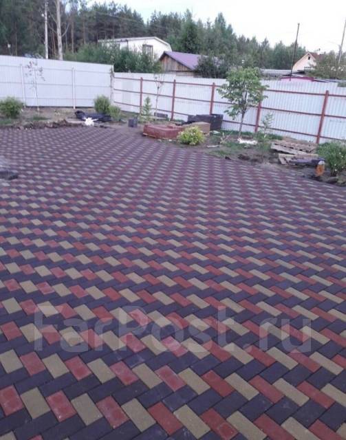 Укладка брусчатки, тротуарной плитки «под ключ» в Артеме