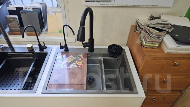 Мойка кухонная со смесителем и ополаскивателем чашек, в наличии. Цена ...