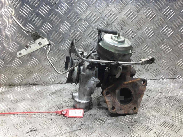 ������� Mazda 5 2005 63377985 RF7K ����
