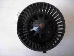 ���������� ��������� (�������� �����) Audi Q7 2007 7H0819021 ����