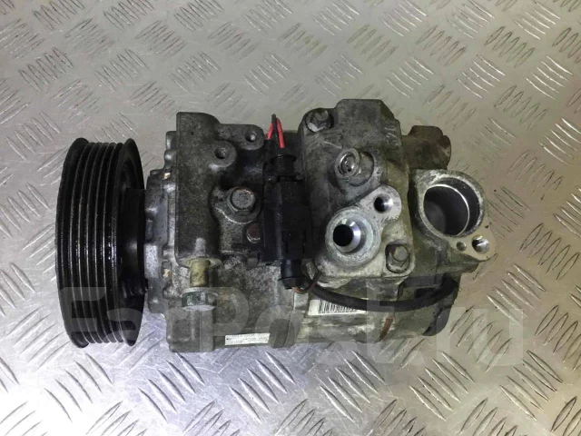 ���������� ������������ Audi A4 2003 39484801 4472209590 ����