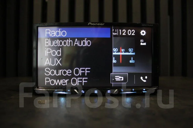 Pioneer AVH-Z5000BT ����