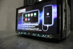 Pioneer AVH-X8800BT ����