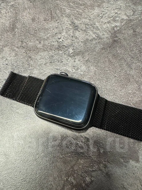 Apple Watch Series 4. GPS, NFC, IP68 ����