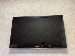 Samsung. LCD (��) ����