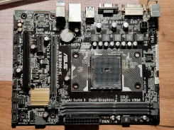 Socket FM2+ ����
