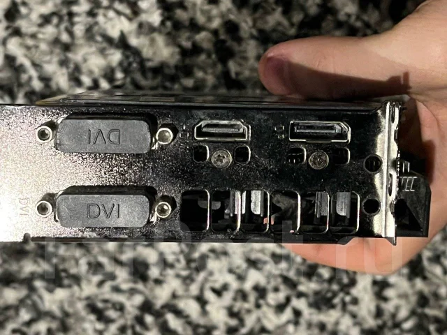 GeForce GTX 1050 Ti ����