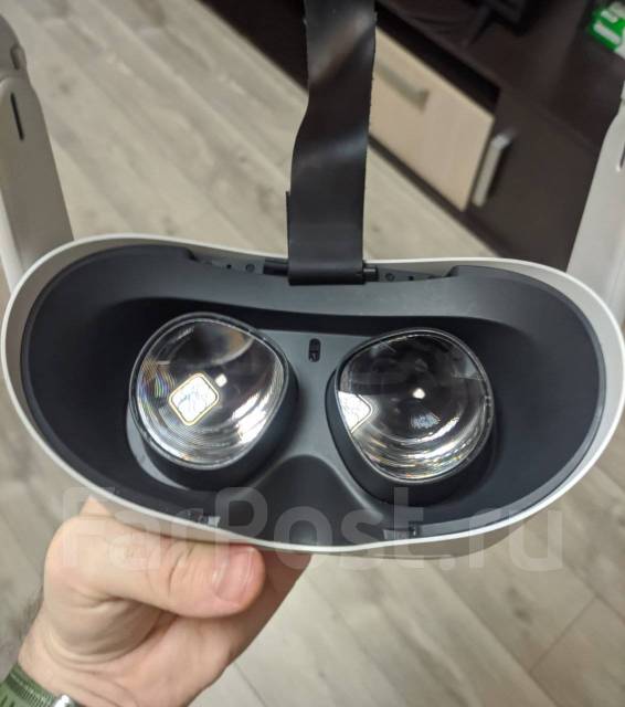 Шлем виртуальной реальности Oculus quest 2 (64gb), б/у, в наличии. Цена ...