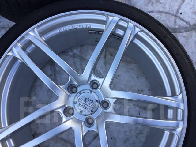 AVS Model T5. 8.5x20", 5x114.3, ET45 ����