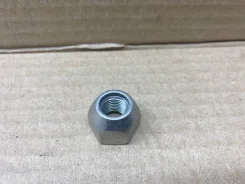 ����� �������� (�����) Nissan 40224-Ej20A NISSAN 40224-EJ20A ����
