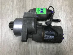 ������� Nissan Elgrand E51, VQ35DE 233004W017 ����