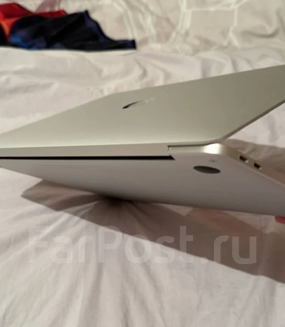 Apple MacBook Pro 13 2017 Mid. 13.3", 2,3����, ��� 8 ��, ���� 128���, WiFi: 1, Bluetooth: 1. ��� ����� �� ���������� ����