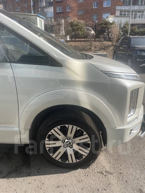 Mitsubishi Delica D:5. �������, 4wd, 2.3 (148��.�.), ������, 118 000����. �� ����