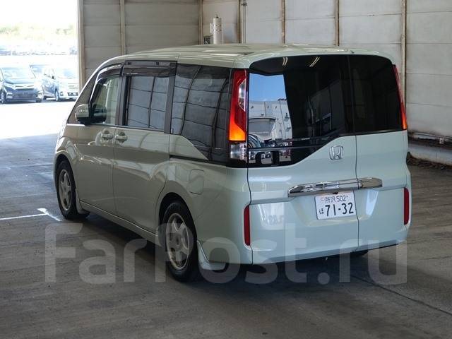 Honda Stepwgn, 2015, RP1, L15B во Владивостоке