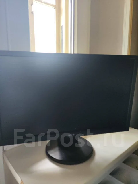Acer. 20" ����
