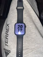 Apple Watch Series 8 ����