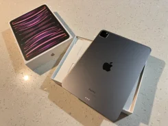Apple iPad Pro 11 2022. 11 ������, ������ 256 �� ����