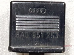 ���� ������ ����������� � 202 (9. �������������������) VAG 8A0951253 8A0951253 ����