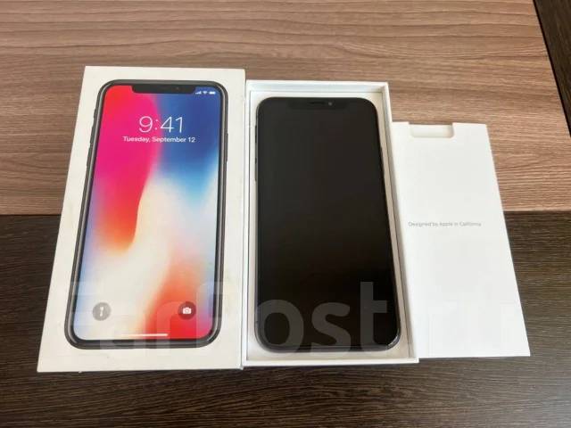 Apple iPhone X. �/�, 64 ��, ������, 3G, 4G LTE, NFC ����