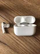 Apple AirPods ����