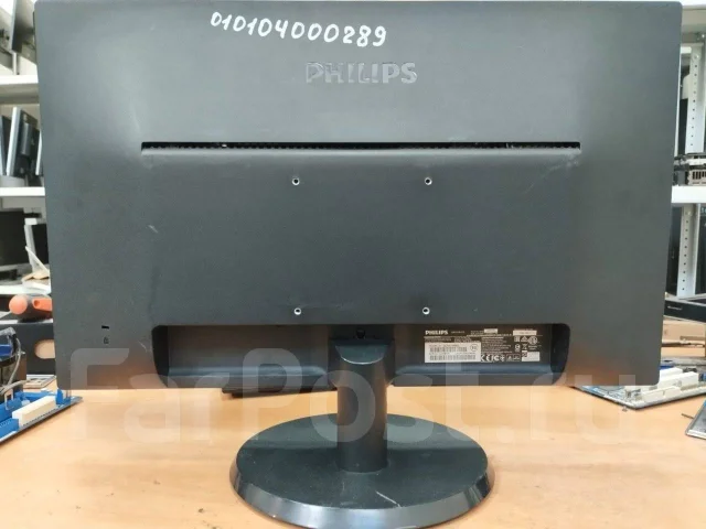 Philips. 21.5" ����