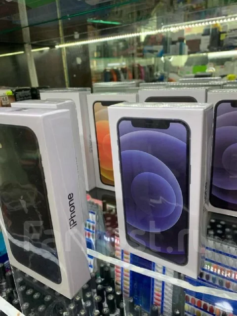 Apple iPhone 11. �����, 128 ��, ������, 3G, 4G LTE, 5G, ����������, NFC ����