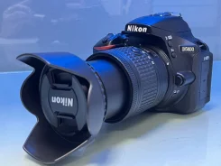 Nikon D5600 Kit ����