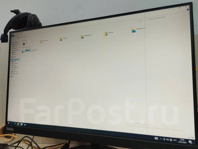 Lenovo. 23.8" ����
