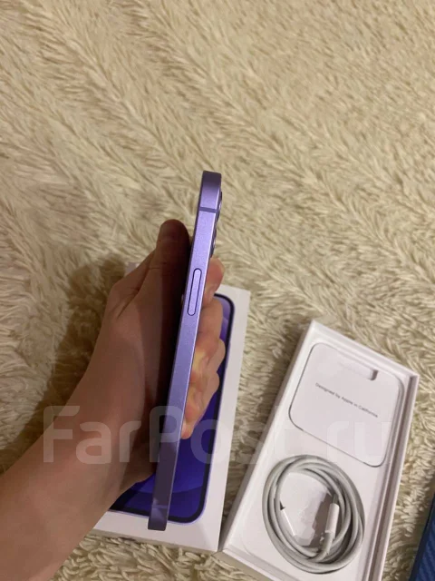 Apple iPhone 12. �/�, 64 ��, ����������, 3G, 4G LTE ����