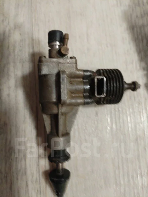 Двигатель для модели самолёта КМД-2,5, б/у, в наличии. Цена: 10 000₽ в ...