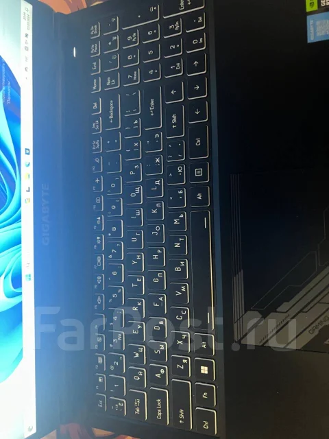 Gigabyte G5. 15.6", 2,5����, ��� 16 ��, ���� 500���, WiFi: 1, Bluetooth: 1 ����