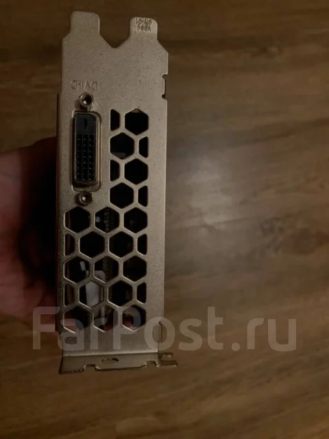 Radeon RX 470 ����