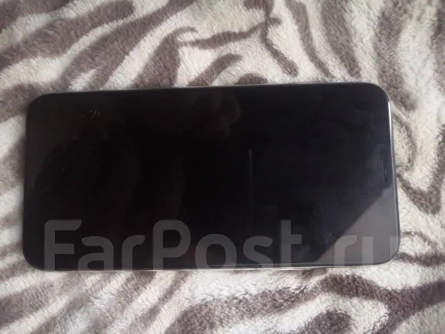 Apple iPhone X. �/�, 64 ��, �����, 4G LTE ����