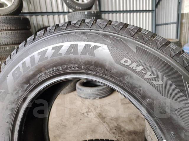 Bridgestone Blizzak DM-V2, 215/70 R16, 16", 1 шт, 215 мм, 70 % ...