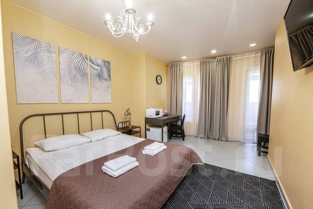    /  "Lampa Hotel"  3700 / 