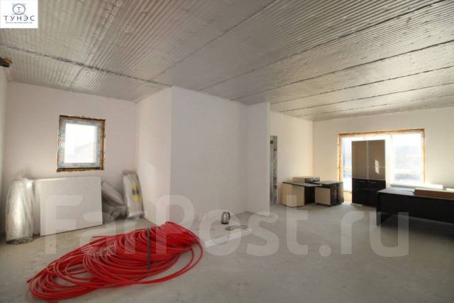 Продается дом с участком на ул. Беговая д.7а во Владивостоке, 681 кв. м ...