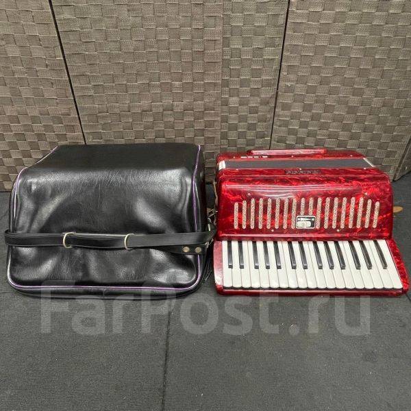 Аккордеон Yamaha S-32B, б/у, в наличии. Цена: 17 000₽ во Владивостоке